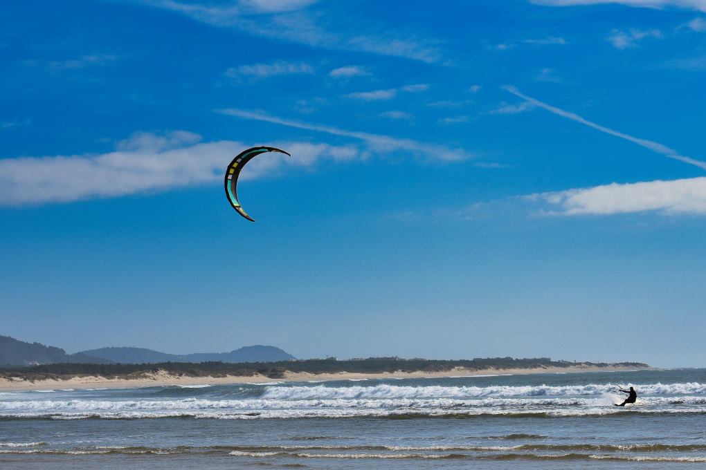 Las mejores playas para practicar surf en Portugal